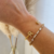 Bracelete Personalizado com Letra Dourado