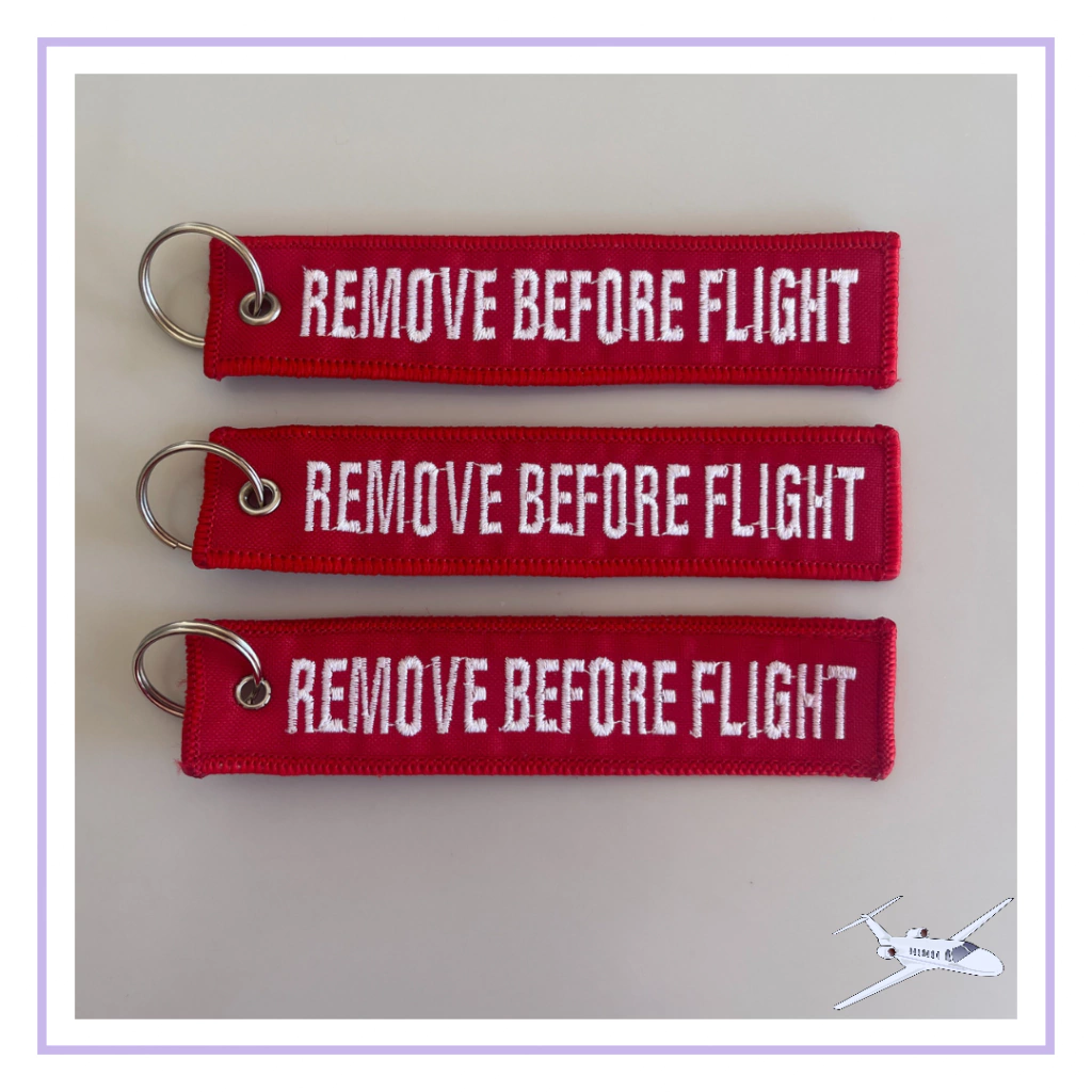 Llavero Remove Before Flight