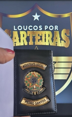 Carteira em couro com 2 brasões - Assistente social com nome na internet