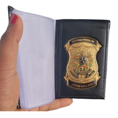 Carteira porta documentos em couro com brasão - Segurança pessoal vip com nome - comprar online