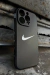 Funda Nike minimal black para IPhone en internet