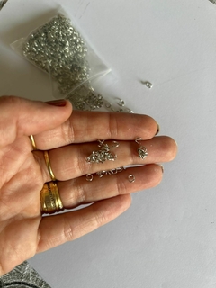 Elos para chaveiros, peças em resina e artesanato em geral - comprar online