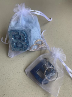 Imagem do Saquinhos de organza para lembrancinhas, joias, chaveiros, branco, pacote com 10 unidades