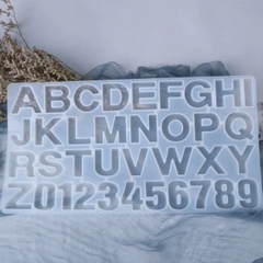 Molde de silicone para resina epóxi - alfabeto para chaveiros (invertido e positivo) na internet