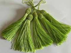 Pacote com 5 unidades de tassel, franja com tulipa, 9 centímetos na internet