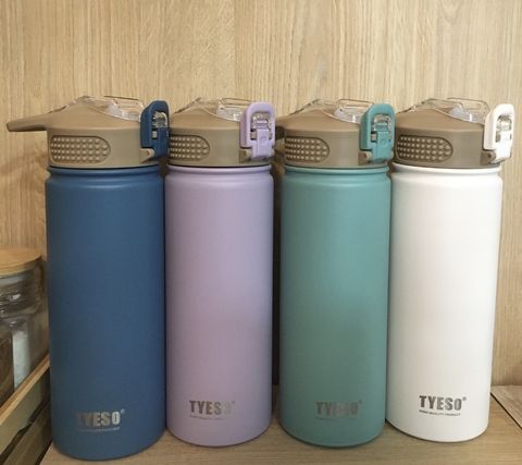 BOTELLA TERMICA TYESO + PICO SORBETE 530 ML