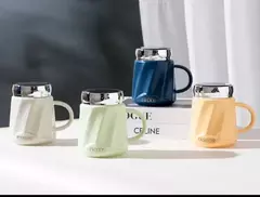 TAZA DE CERÁMICA CON TAPA ESPEJO