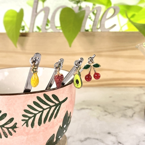 CUCHARA DE TÉ PLATEADO CON DIJE FRUTAL C/U