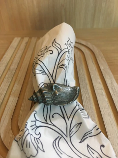 SERVILLETERO ARGOLLA DE METAL CON DISEÑO C/U