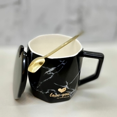 TAZA DE CERÁMICA DISEÑO MÁRMOL CON CUCHARITA - MR & MRS TEACUP