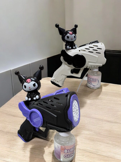 PISTOLA DE BURBUJAS KUROMI - comprar en línea