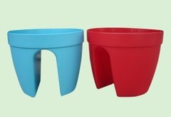MACETA BALCONERA DOBLE DE PLASTICO en internet