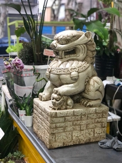 PERRO FU GIGANTE PAREJA 70X40X32 DE RESINA - El Viverito