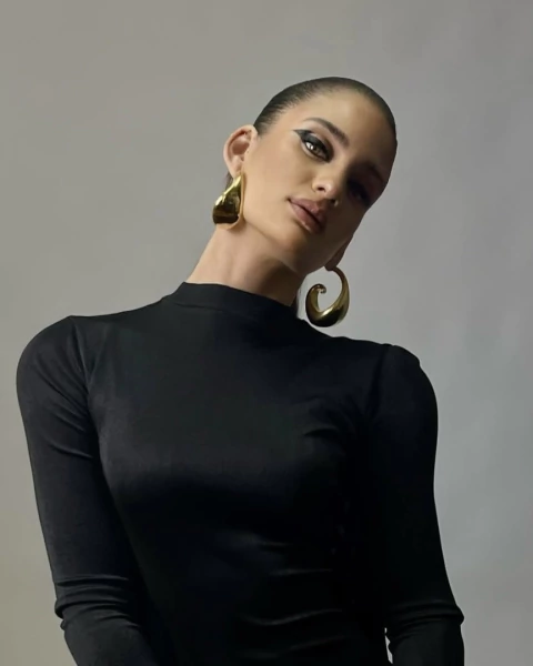 Marca 28 de Betty Brand