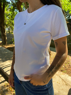 Camiseta Básica de Algodão Egípcio - Branca