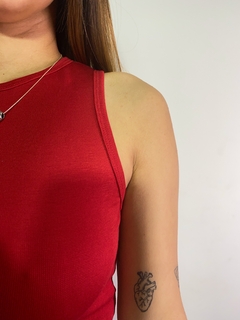 cropped regata - vermelho na internet