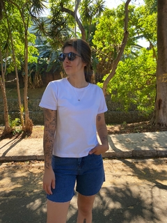 Camiseta Básica de Algodão Egípcio - Branca na internet