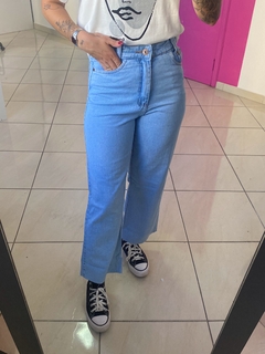 Calça Pantacourt Jeans - Lavagem clara