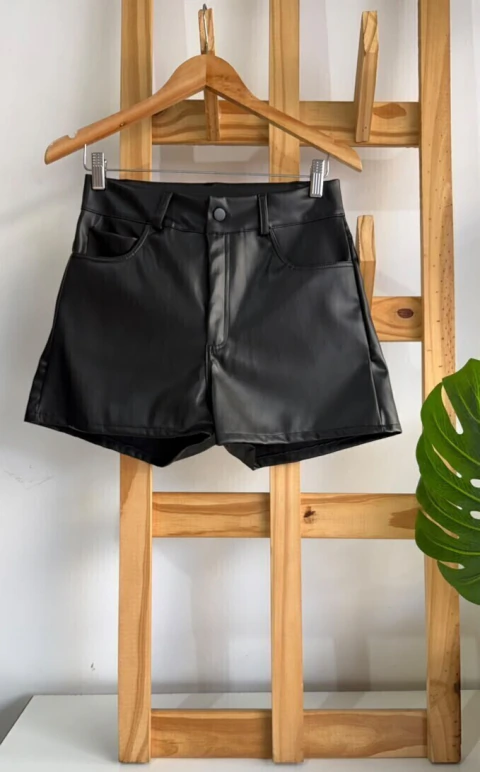 Short CHIC