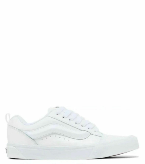KNU SKOOL ' BRANCO '
