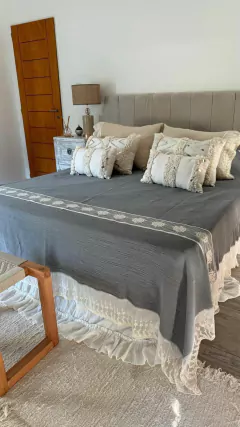 Cubrecama Tulia gris (TEX260) - La Fontana Deco