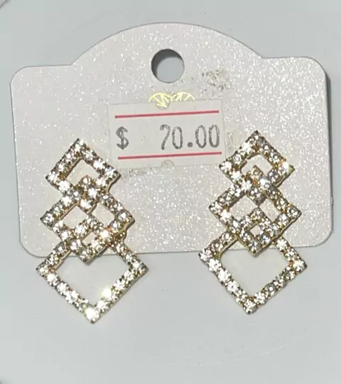 Brinco em aço e pedra zirconia b2