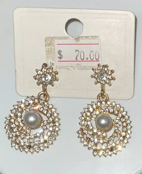 Brinco em aço e pedra zirconia b4