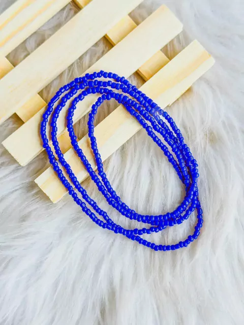 Guia miçangão leitoso azul 120cm