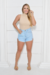 Short Jeans Com Abertura - Delavê
