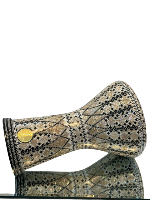 Derbake profissional Gawharet El Fan emblema dourado modelo 6002