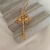 Colar Crucifixo trabalhado - CrisJoo.Design