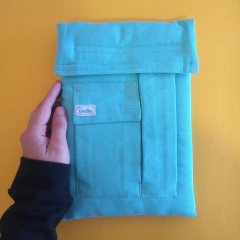 Funda acolchada celeste crema del cielo + Plancha de stickers de María Luque