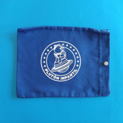 Funda portalibros Plutón Infantil - comprar online