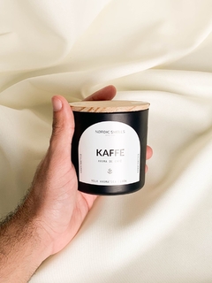 Vela Aromática Kaffe 190g (Aroma de Café) - loja online