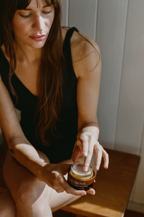 Imagen de 24hr HYDRATION & ANTI-POLLUTION