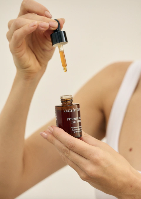 VITAMIN BLEND • Day Serum - comprar online