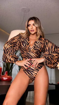 BODY NICOLE