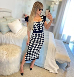 Conjunto Saia Midi e Cropped
