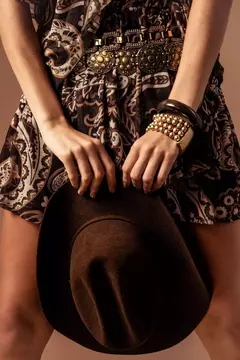 CONJUNTO TULLE ARIEL DAISY BROWN na internet