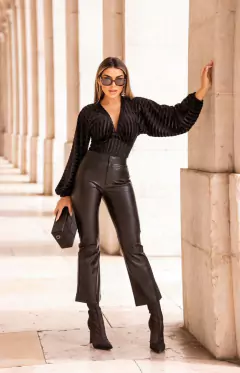 body nicole shine na internet
