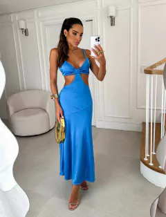 VESTIDO ALÇA VAZADO na internet