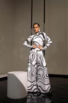CROPPED ZEBRADO