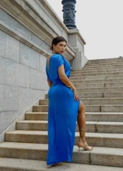 VESTIDO DECOTE FENDA na internet