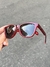 Frogskin matte red / lentes black