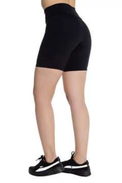 BERMUDA MEIA COXA LISA na internet