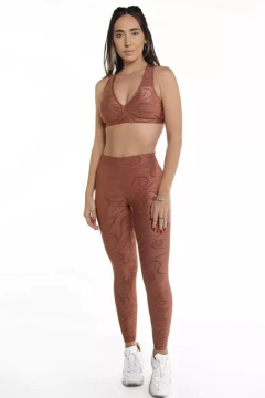 LEGGING MARROM COM TEXTURA na internet