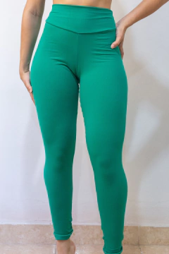 LEGGING BÁSICA LISA ALTA COMPRESSÃO - comprar online