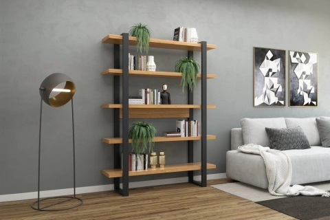 Estante com prateleiras