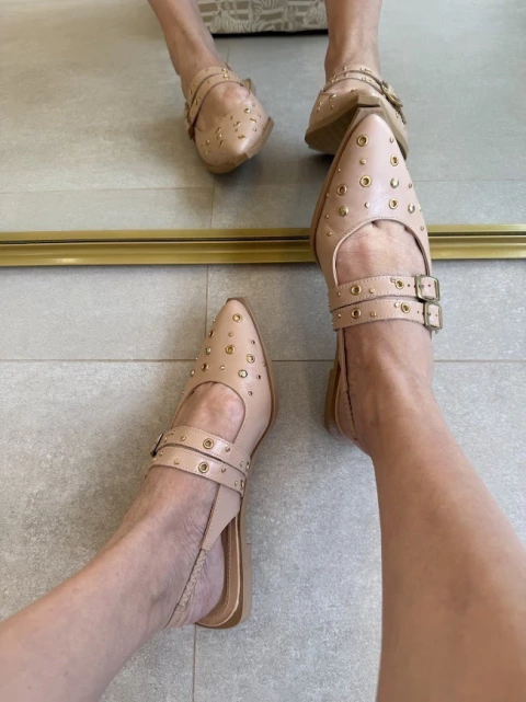 Sapatilha Slingback Couro Nude Strass