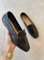 Mocassim Couro Preto Enfeite Trançado